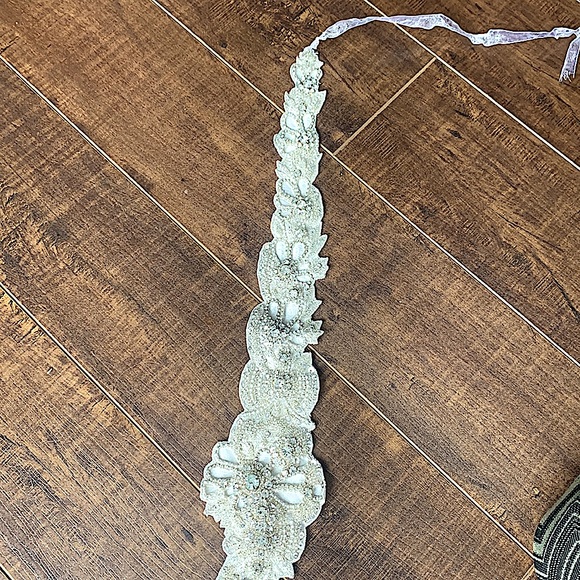 Handmade Beaded Rhinestone Belt - Picture 5 of 6